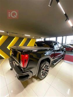 GMC Sierra
